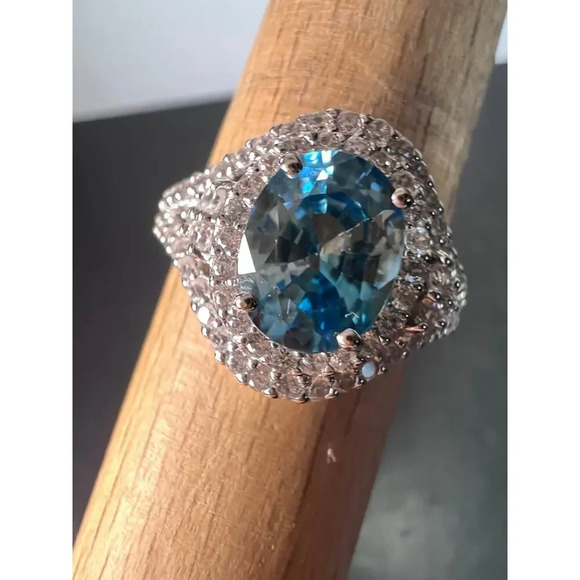 10k white gold blue topaz and white zircon double halo ring size 9 - Picture 10 of 10